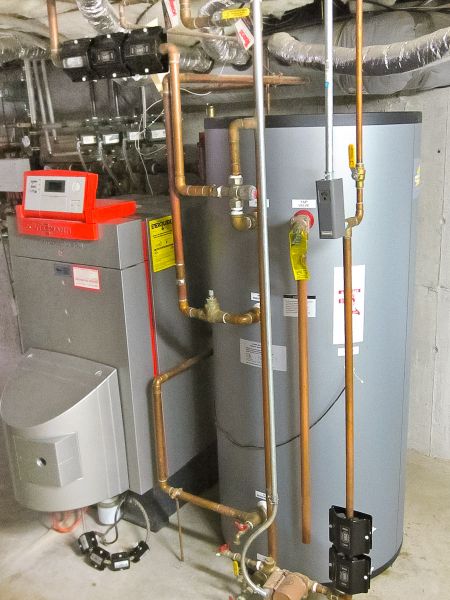 Furnace magnets
GMX commercial installation on both water and fuel (oil furnace).  Notice the 4 GMX Model 400s on the 1/2" line going into the furnace.
